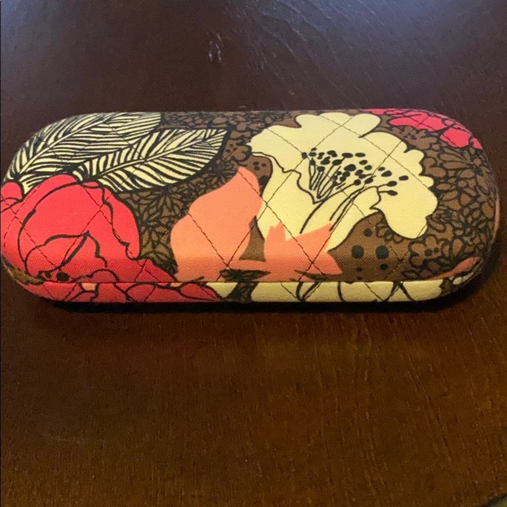 Vera Bradley eyeglass case FINAL cut